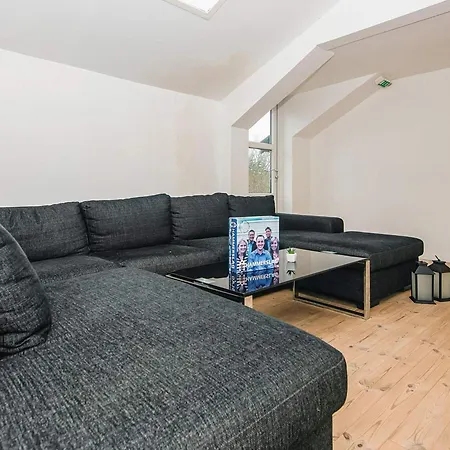 16 Person In בית נופש Højer